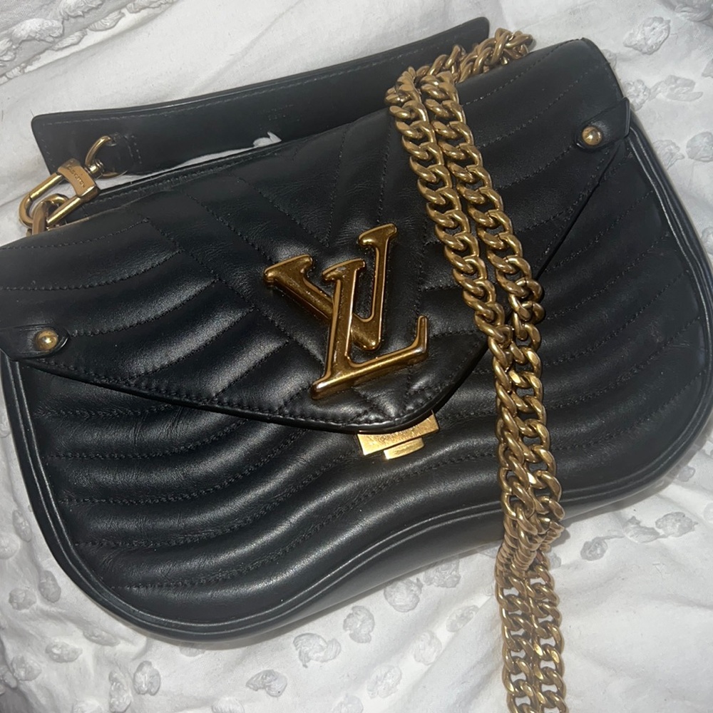 Louis Vuitton cross body New Wave MM chain bag in black